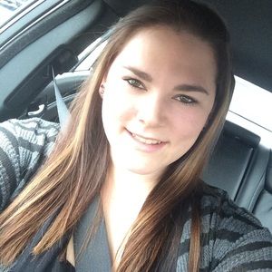 Meet your Posher, Amanda